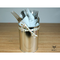 empty candle jar