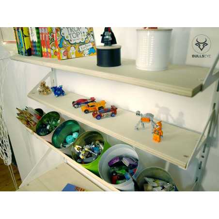 solid shelf holder