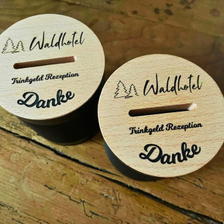 hotel tip box